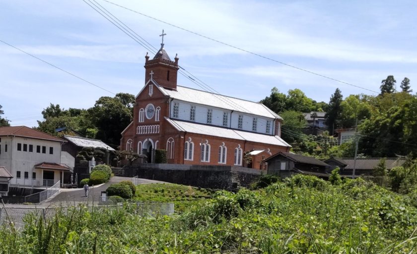 黒島教会資料館と黒島天主堂
